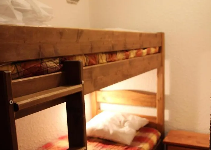 Serac - Location: En De La Station Mae-9020